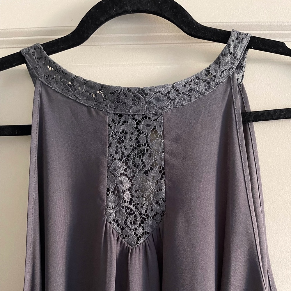 Gray Sleeveless Top With Lace Neck Detail